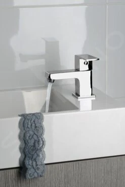 Sapho Small - Fonteinkraan Voor Koud Water, Chroom SM25 -Hansgrohe Shop faad27364ff851161c9dc4c6